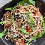 Koude pasta salade met tonijn
